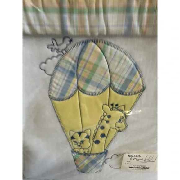 Blanket by Quiltex Hot Air Balloon Plaid Giraffe Cat Applique Baby White Vtg NEW - Picture 3 of 6